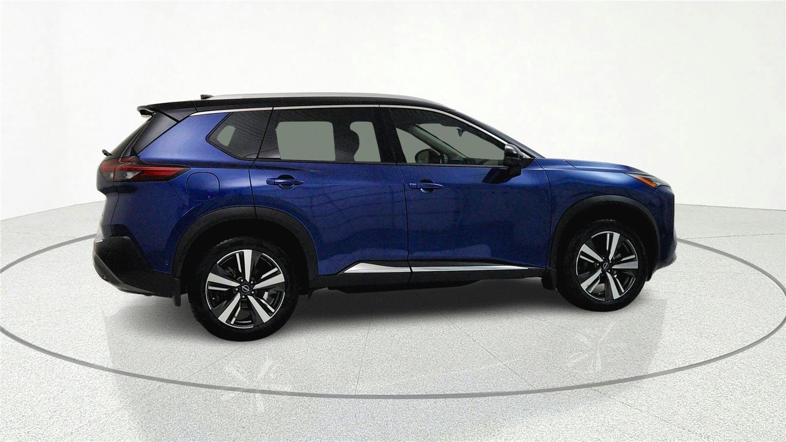 Used 2023 Nissan Rogue SL w/ SL Premium Package AWD/4WD image 7