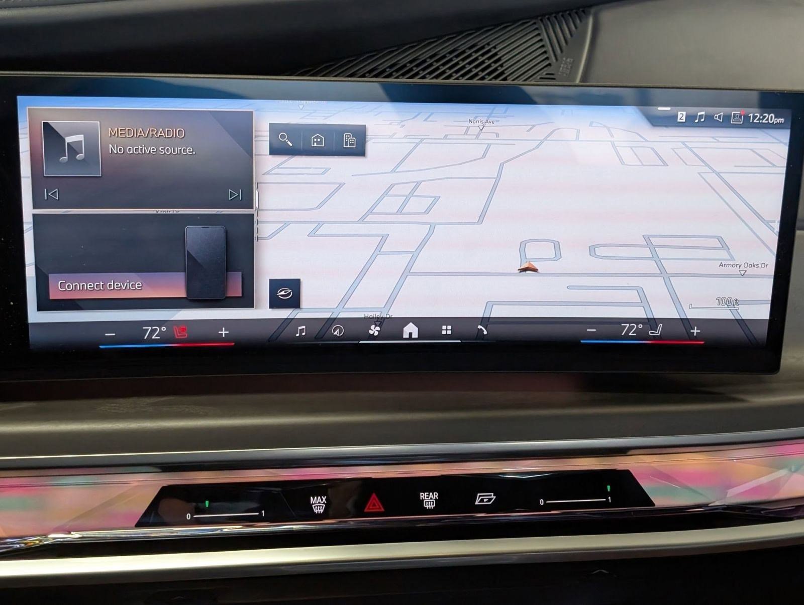 Used 2023 BMW 760i xDrive image 23