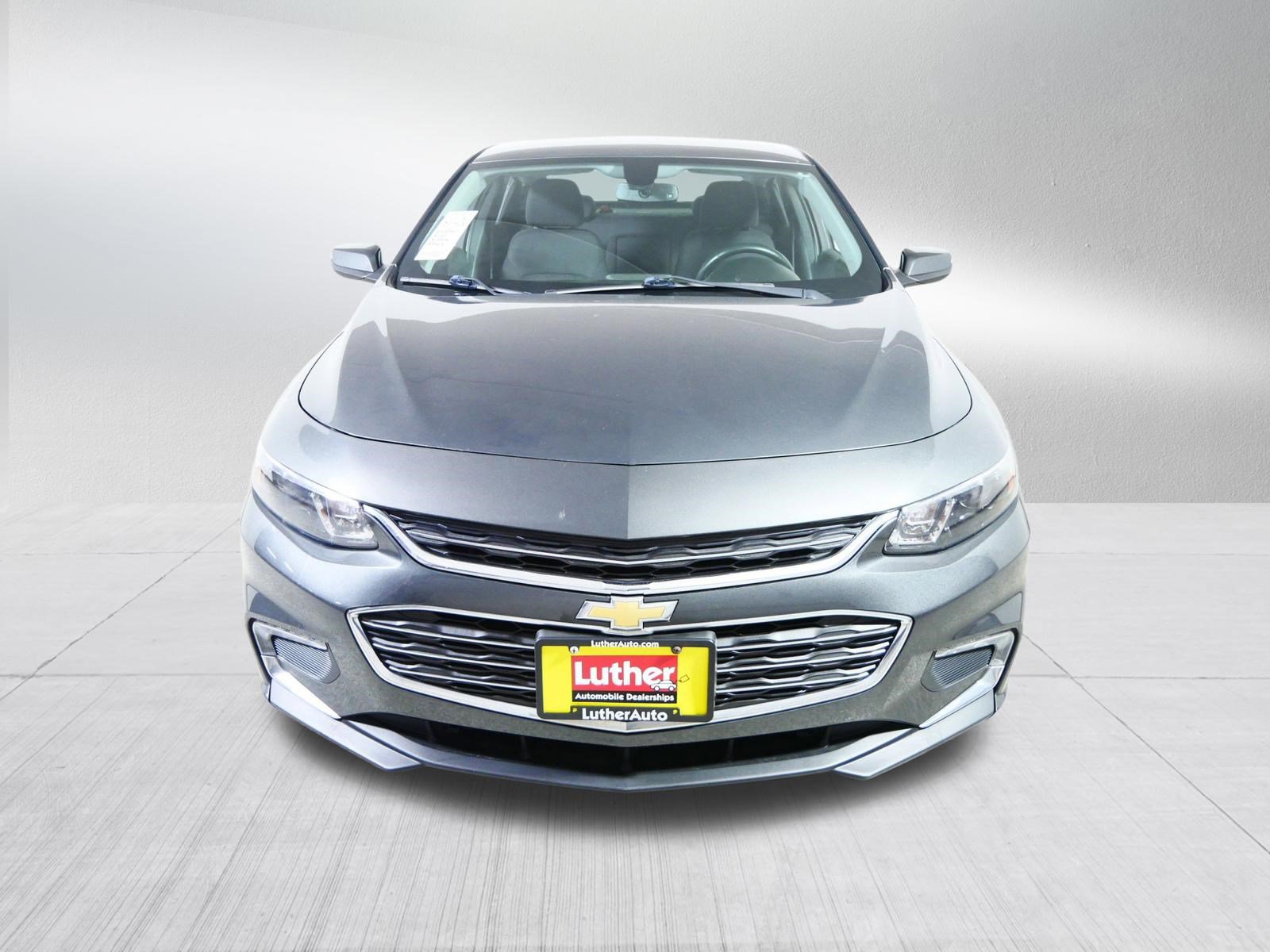 Used 2018 Chevrolet Malibu LT FWD video 2