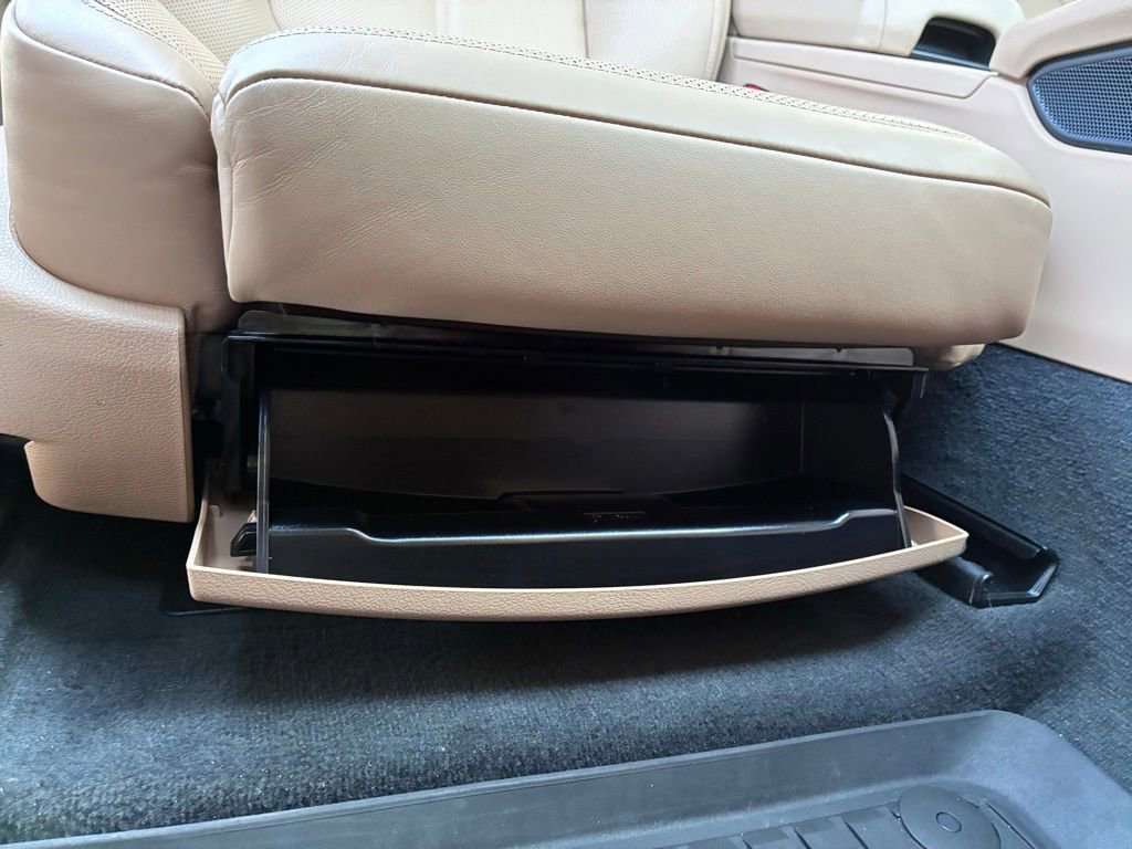 Used 2023 Porsche Macan S AWD/4WD image 28