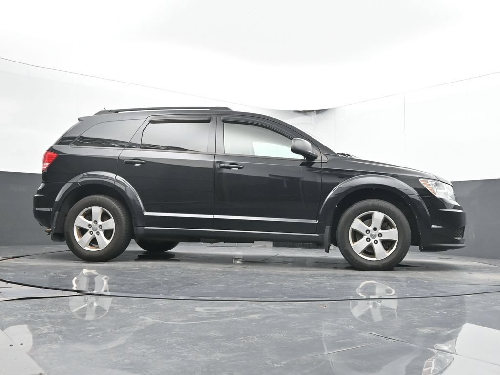 Used 2016 Dodge Journey SE w/ MOPAR All-Weather Group FWD image 24