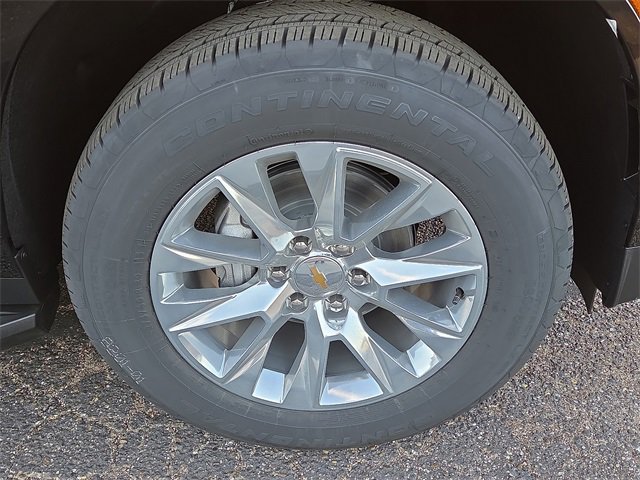 New 2026 Chevrolet Suburban Premier image 6