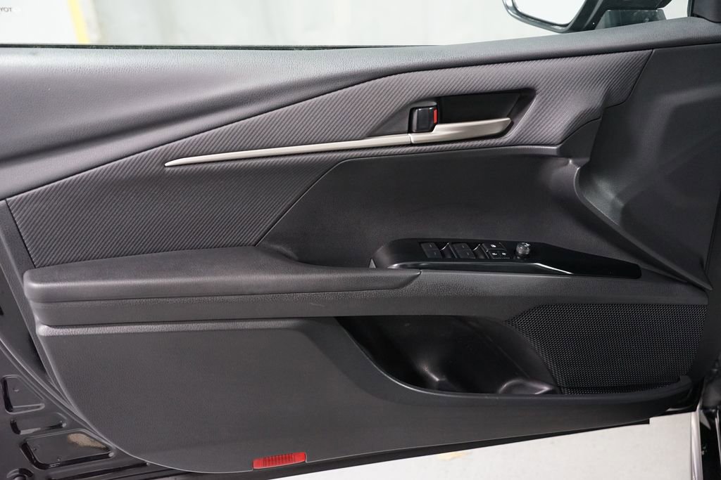 Certified 2025 Toyota Camry SE image 31