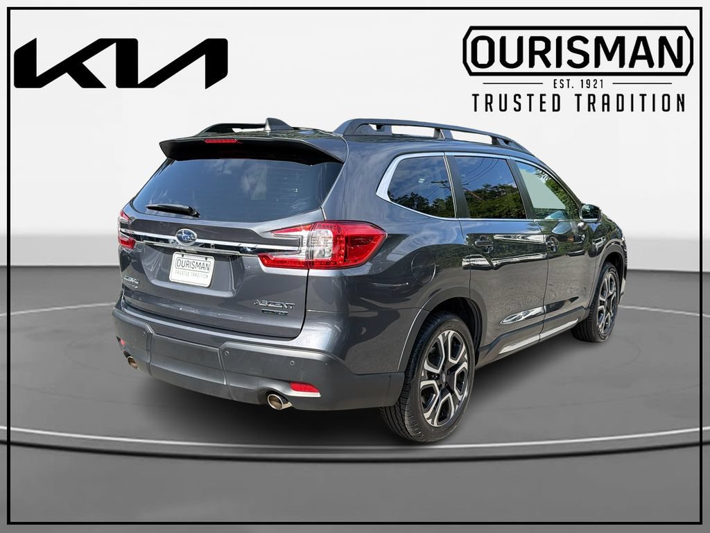 Used 2023 Subaru Ascent Limited w/ Technology Package AWD/4WD image 4