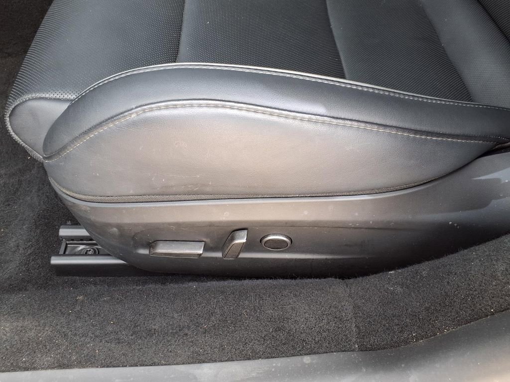 Used 2025 Tesla Model 3 Performance image 25