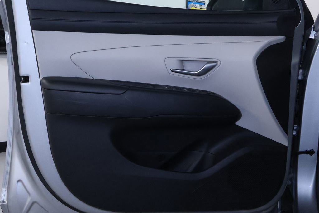 Used 2025 Hyundai Tucson SEL image 12