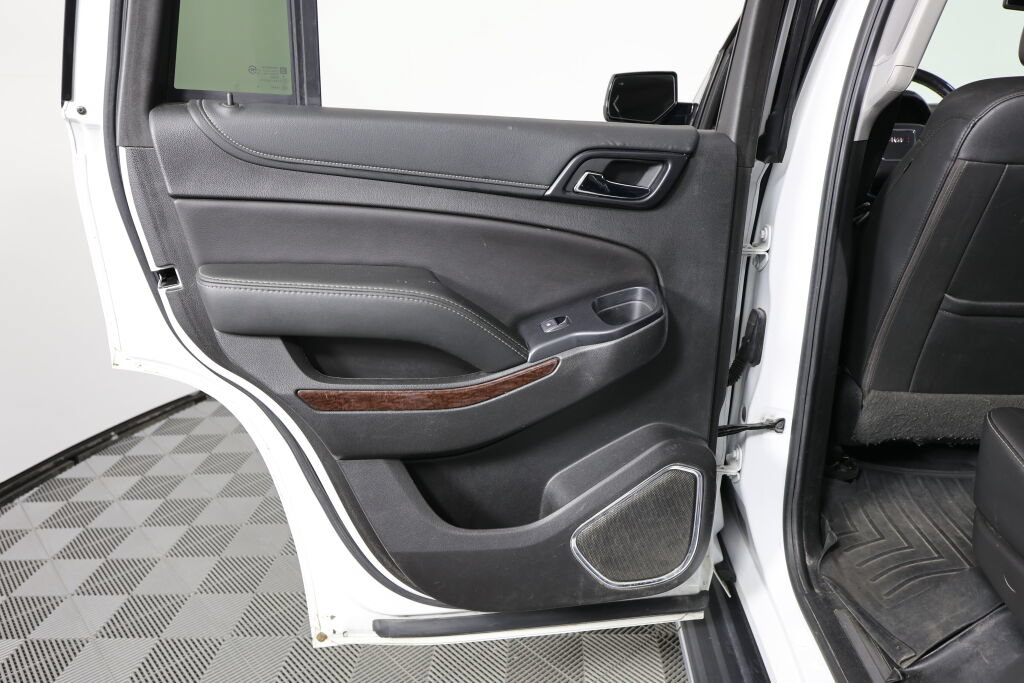 Used 2019 GMC Yukon SLT AWD/4WD image 16