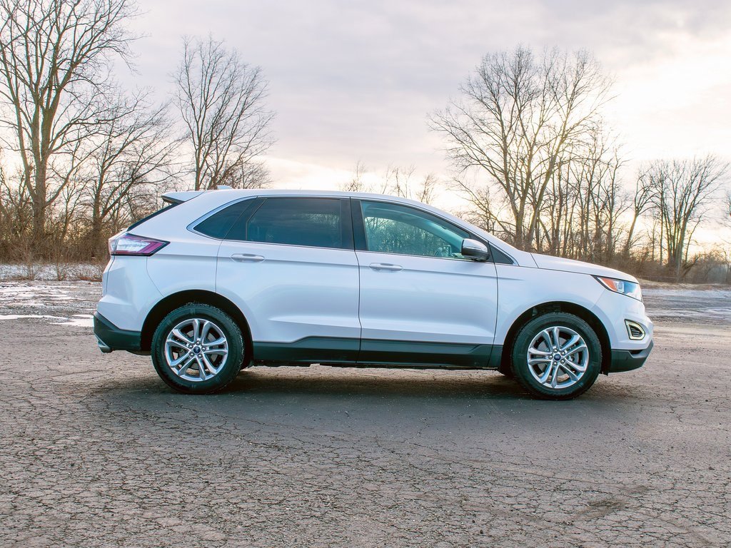 Used 2016 Ford Edge SEL w/ Equipment Group 201A image 3