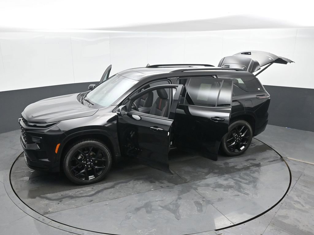 Used 2024 Chevrolet Traverse RS w/ LPO, Floor Liner Package image 57