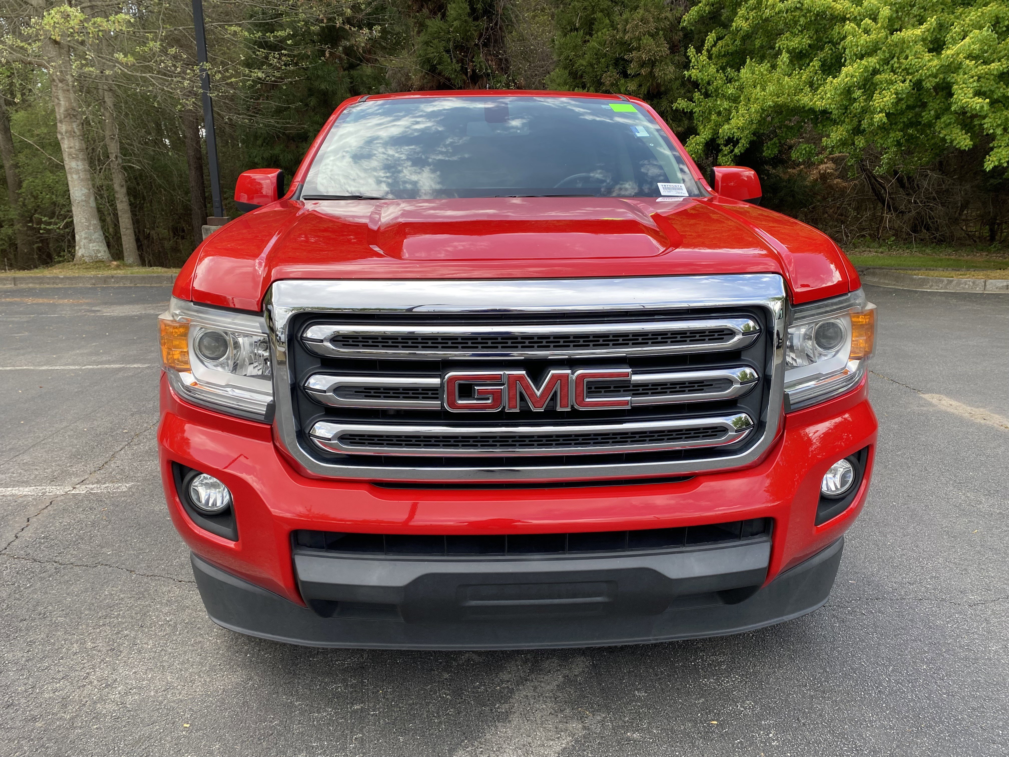 Used 2018 GMC Canyon SLE image 3