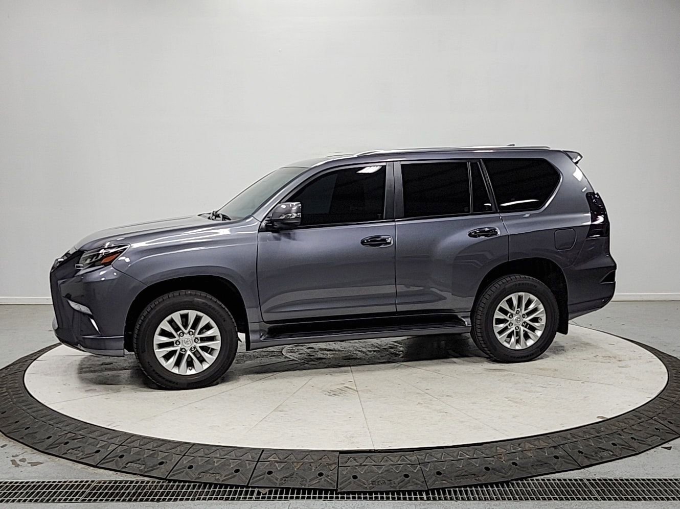 Used 2023 Lexus GX 460 Premium image 4