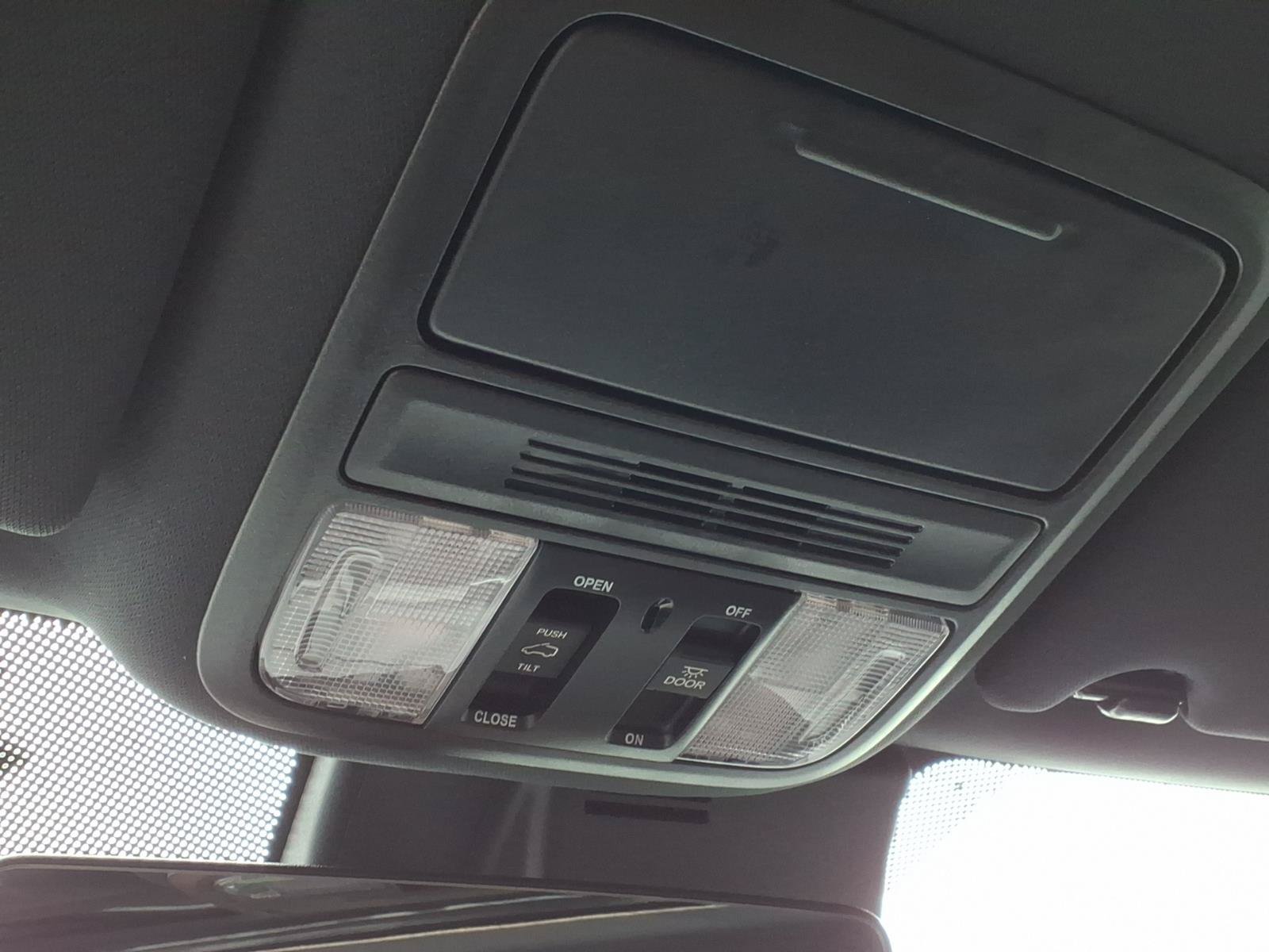 Certified 2025 Honda Passport EX-L image 25