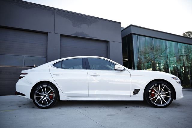 Certified 2025 Genesis G70 2.5T image 4