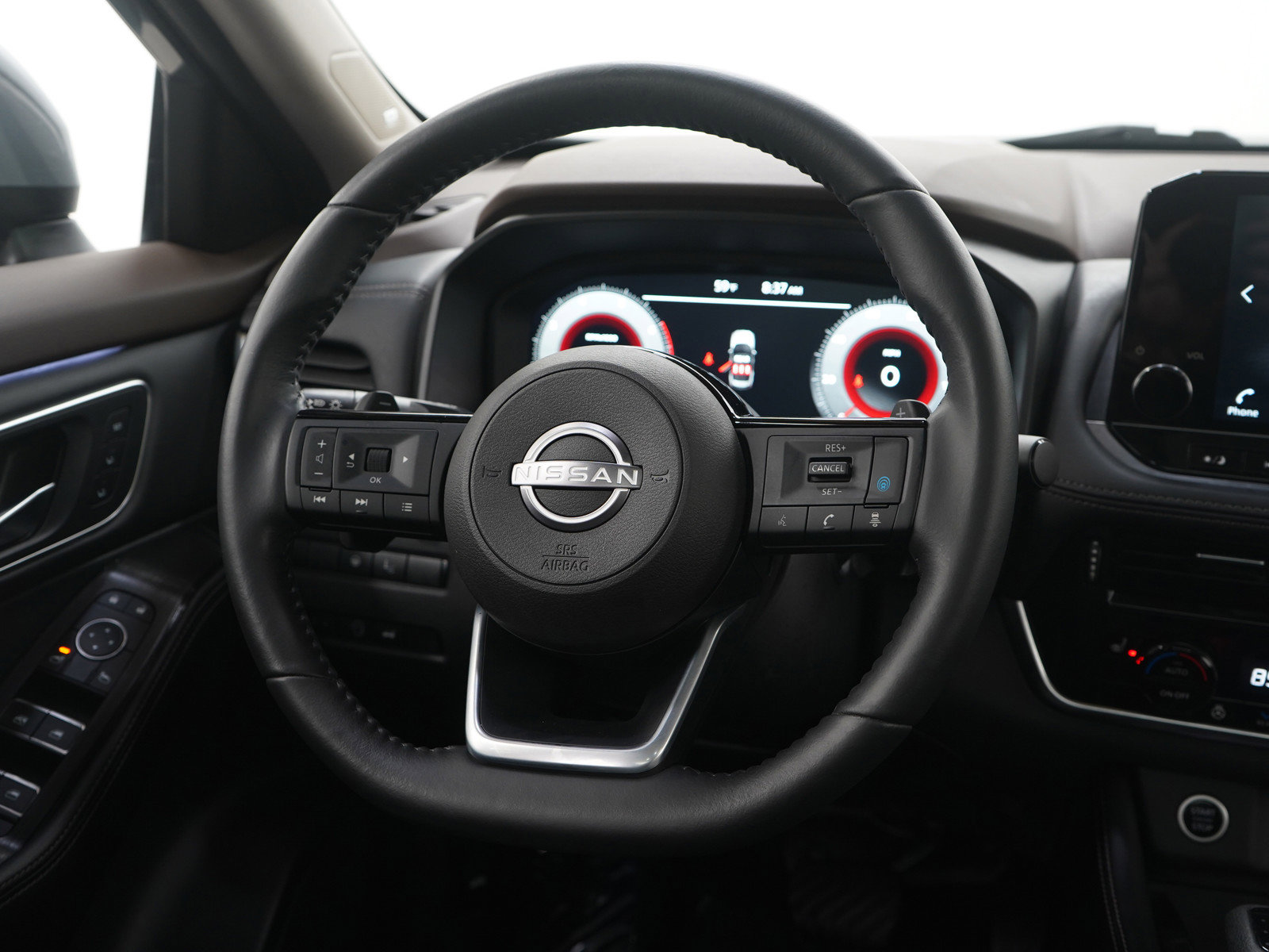 Used 2023 Nissan Rogue Platinum w/ Platinum Premium Package image 17