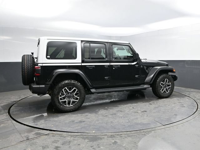 New 2026 Jeep Wrangler Unlimited Sahara w/ Whitecap Package AWD/4WD image 2