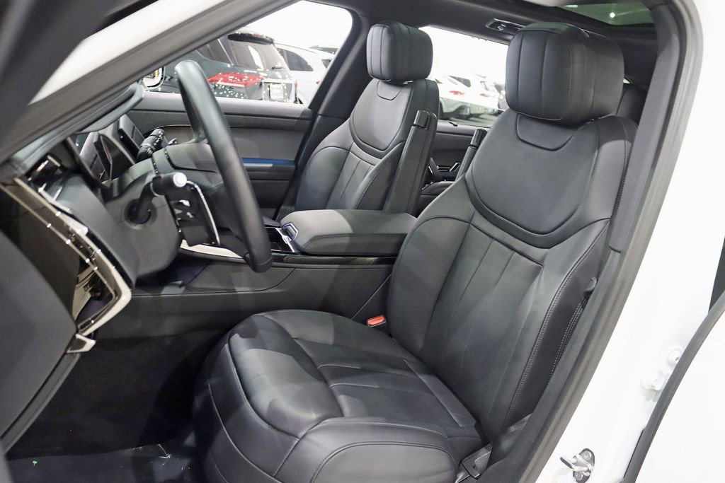 Used 2025 Land Rover Range Rover Sport Dynamic SE AWD/4WD image 28