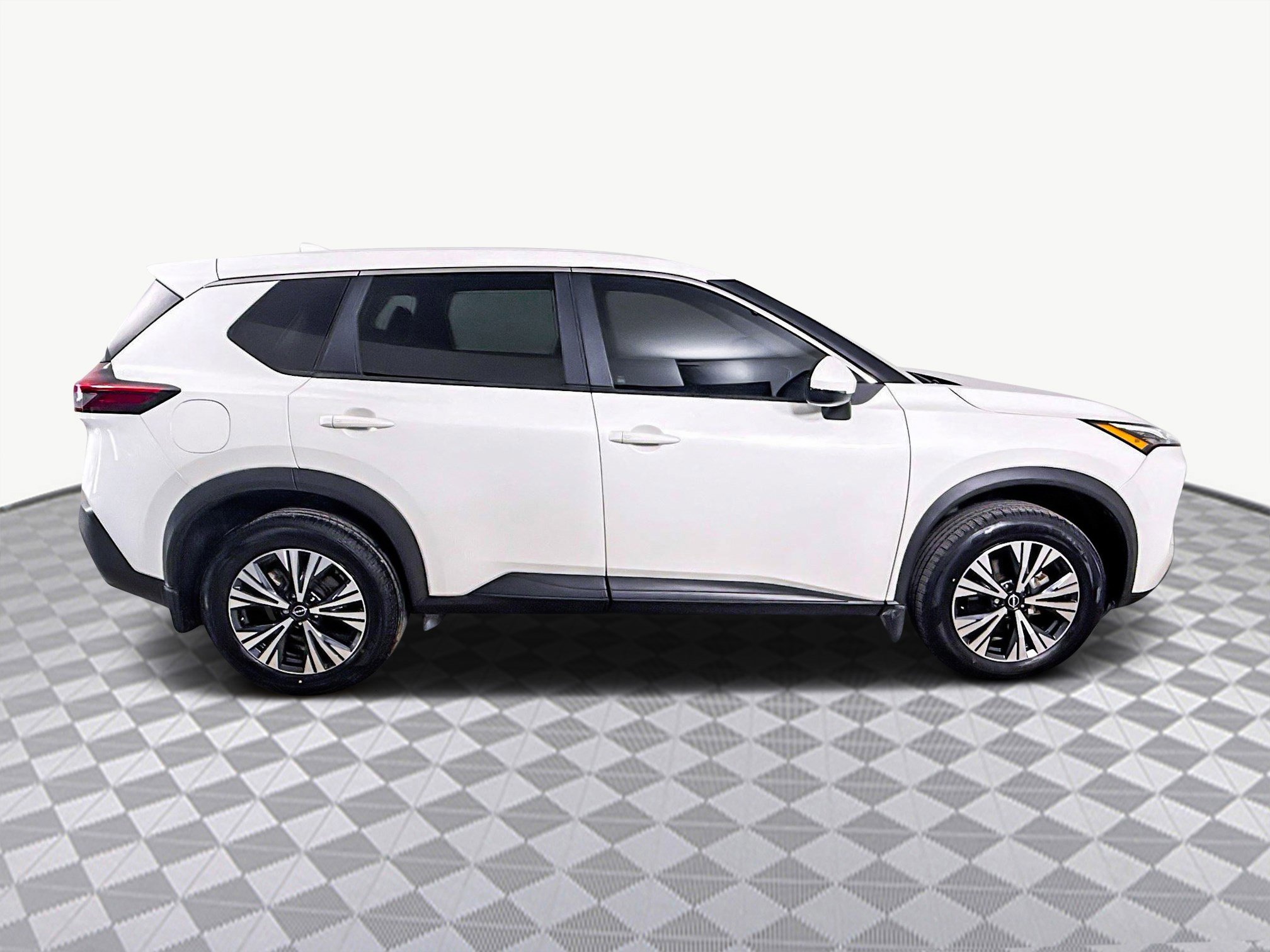 Used 2023 Nissan Rogue SV image 11