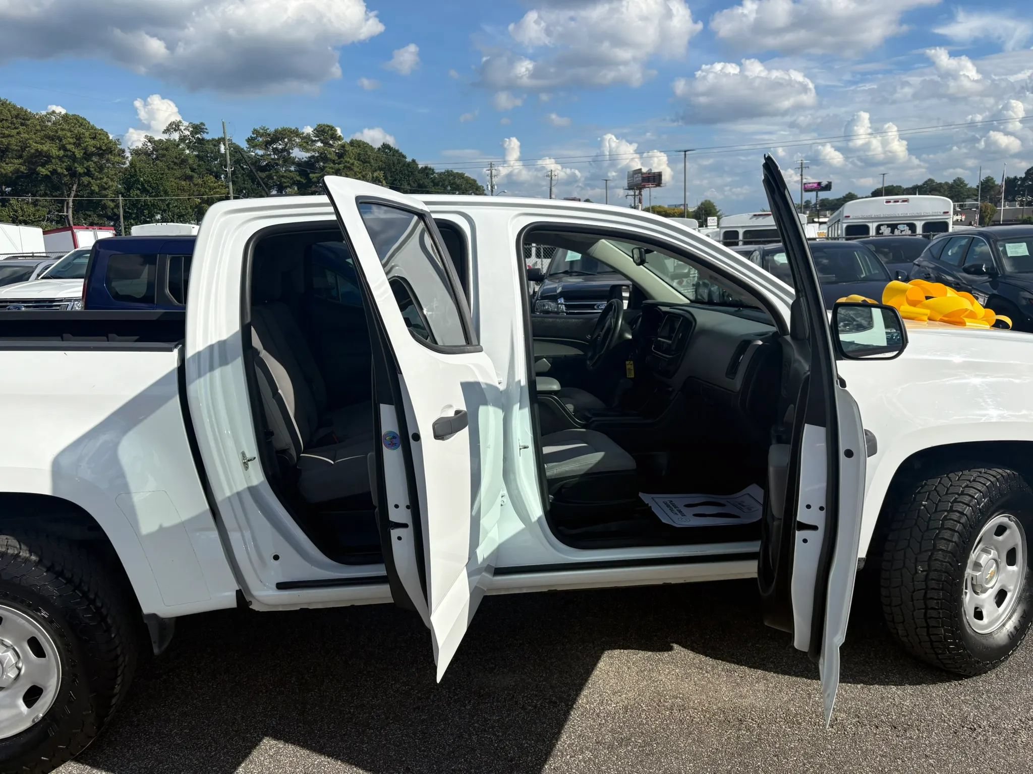 Used 2016 Chevrolet Colorado W/T w/ WT Convenience Package RWD image 38
