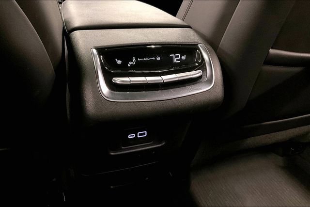 Used 2023 Cadillac XT6 Premium Luxury image 33