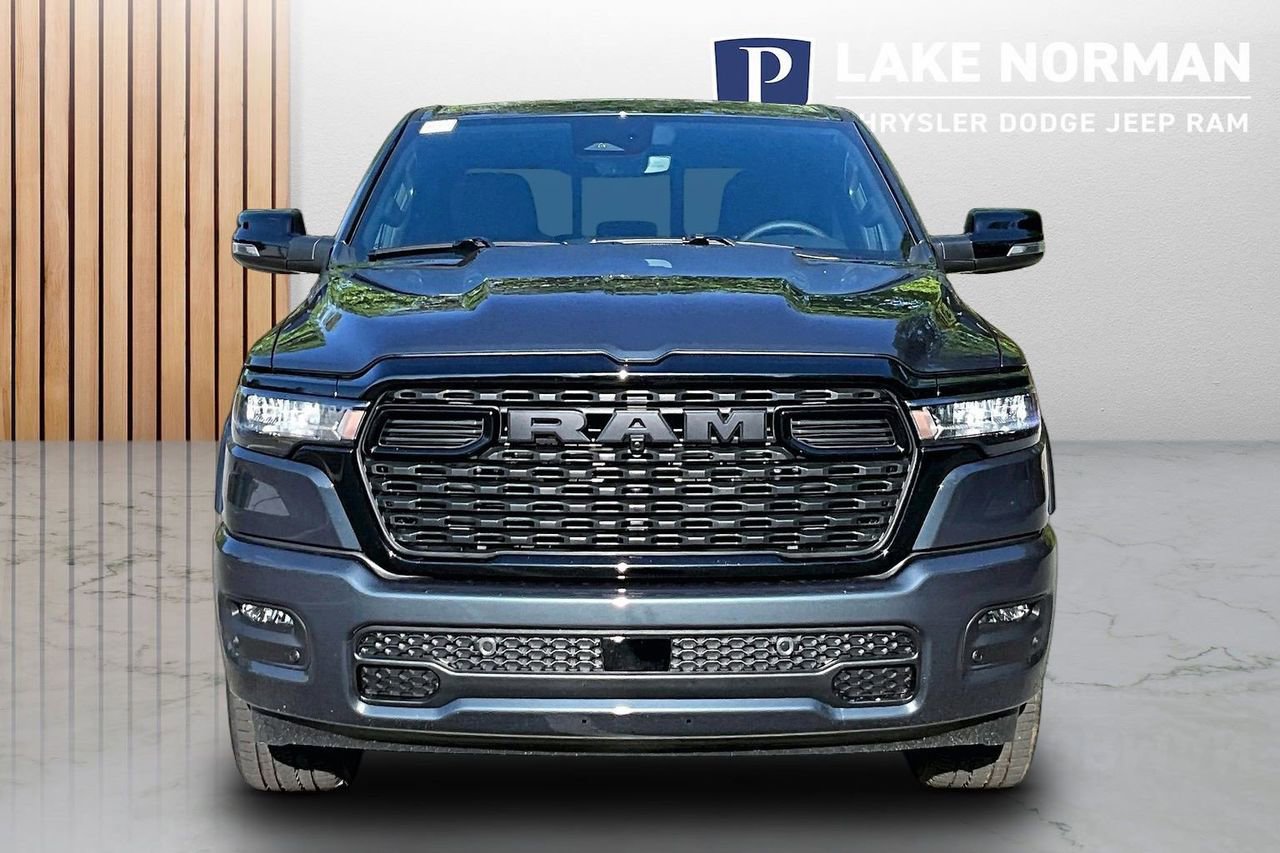 New 2026 RAM 1500 4x4 Crew Cab image 3