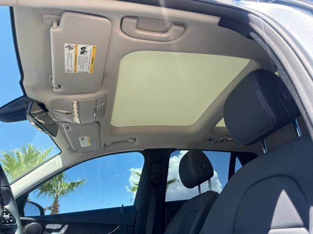 Used 2021 Mercedes-Benz GLC 300 image 21