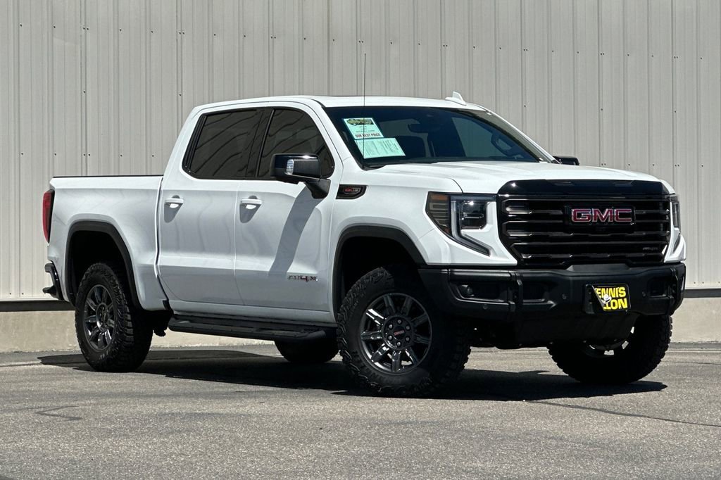 Used 2024 GMC Sierra 1500 AT4X image 2