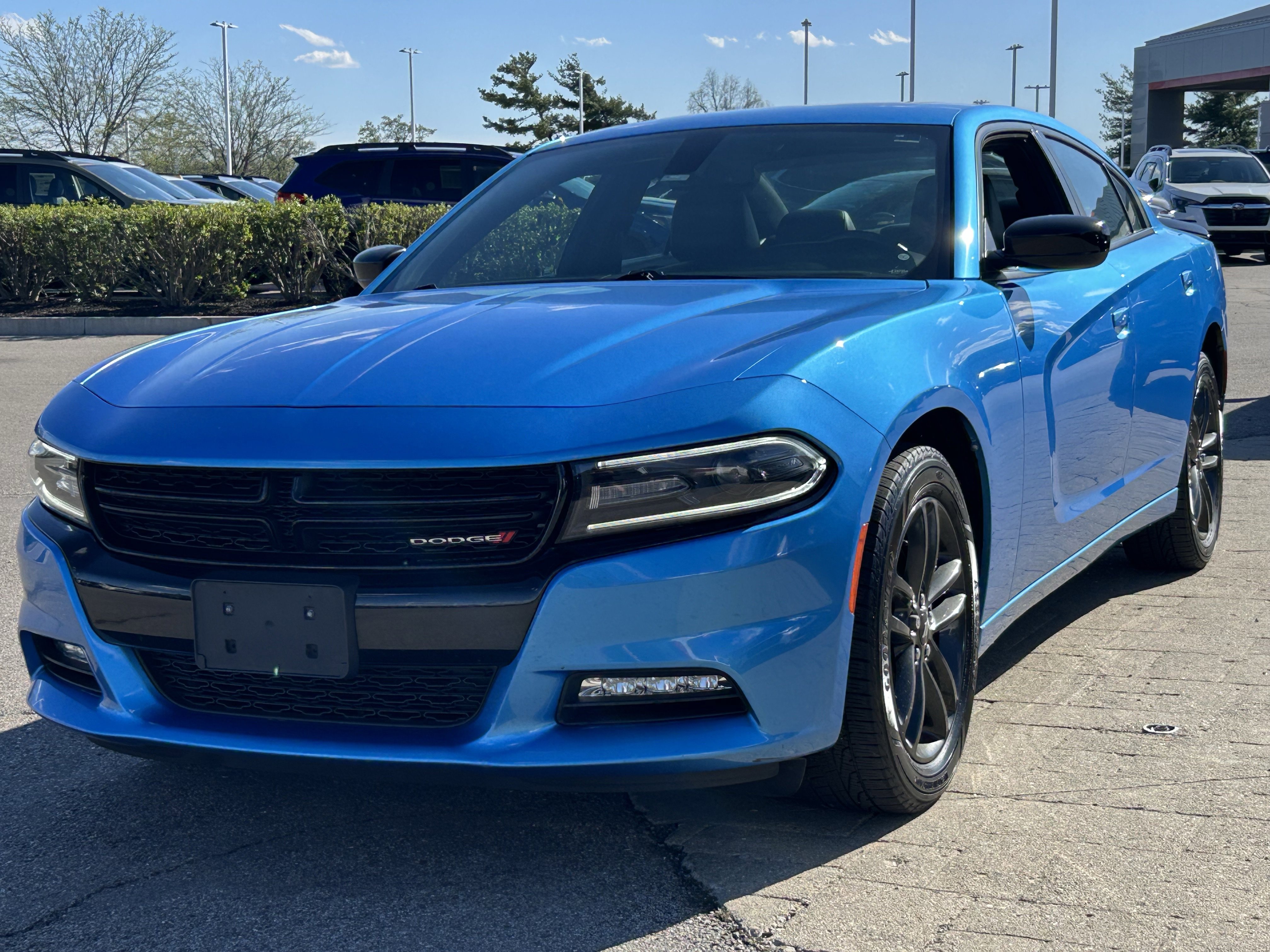 Used 2019 Dodge Charger SXT w/ Plus Group image 3