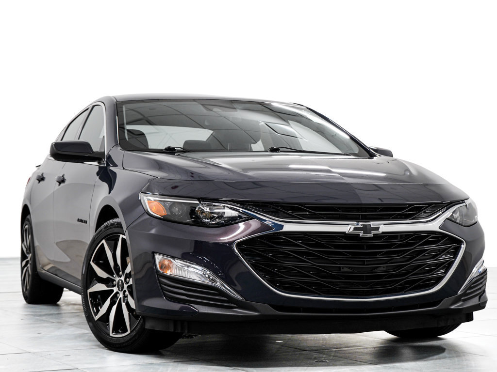 Used 2025 Chevrolet Malibu RS FWD image 3