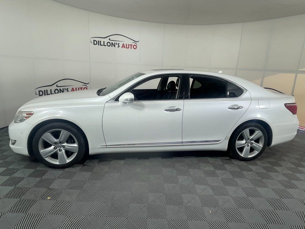 Used 2012 Lexus LS 460 w/ Comfort Pkg image 3