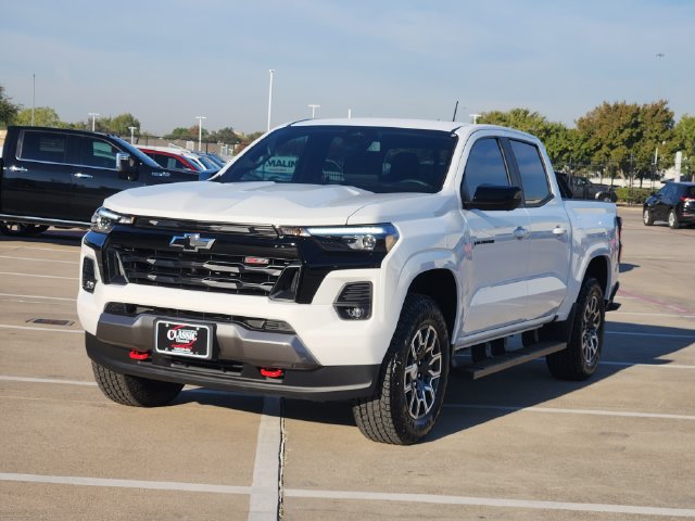 Used 2026 Chevrolet Colorado Z71 w/ Technology Package AWD/4WD image 12