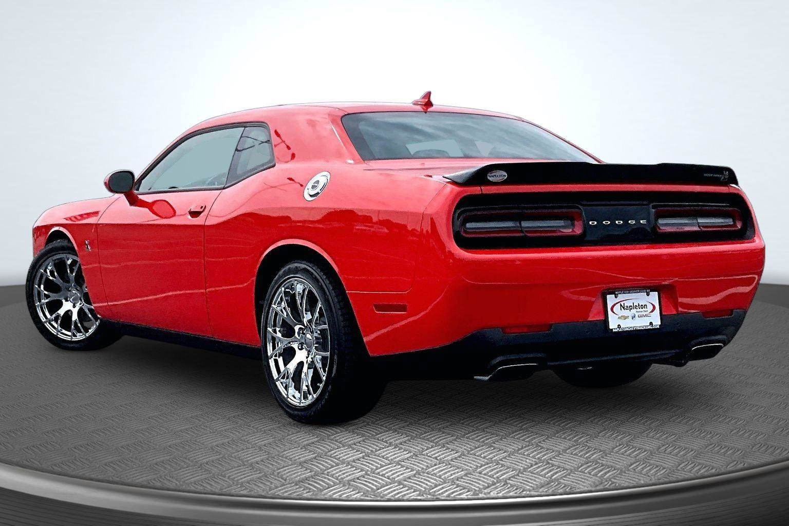 Used 2022 Dodge Challenger R/T Scat Pack w/ Plus Package RWD image 14