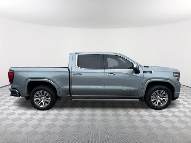 Used 2023 GMC Sierra 1500 Denali w/ Denali Carbonpro Edition AWD/4WD image 4
