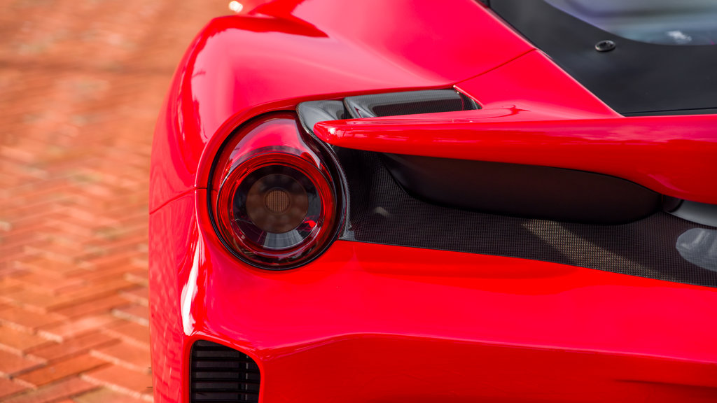 Used 2020 Ferrari 488 Pista Coupe RWD image 36