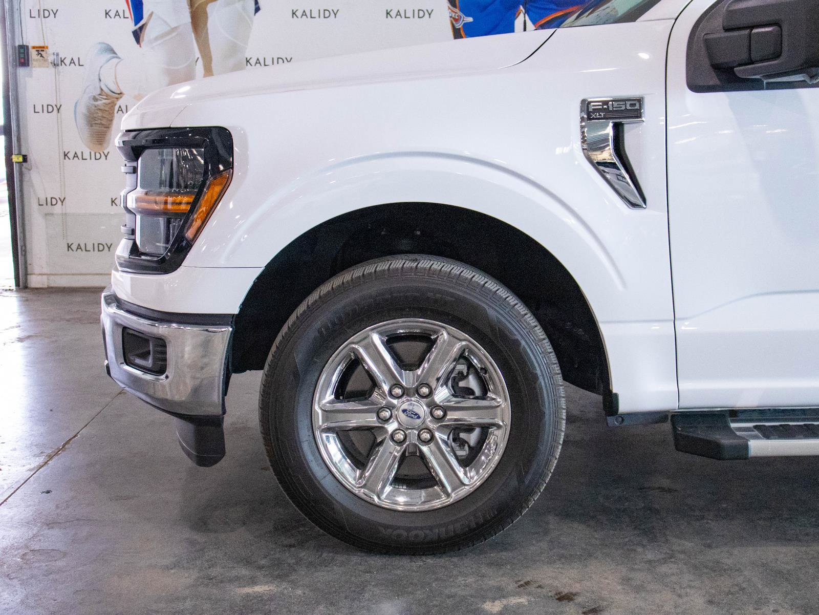 Used 2024 Ford F150 XLT w/ Mobile Office Package image 16