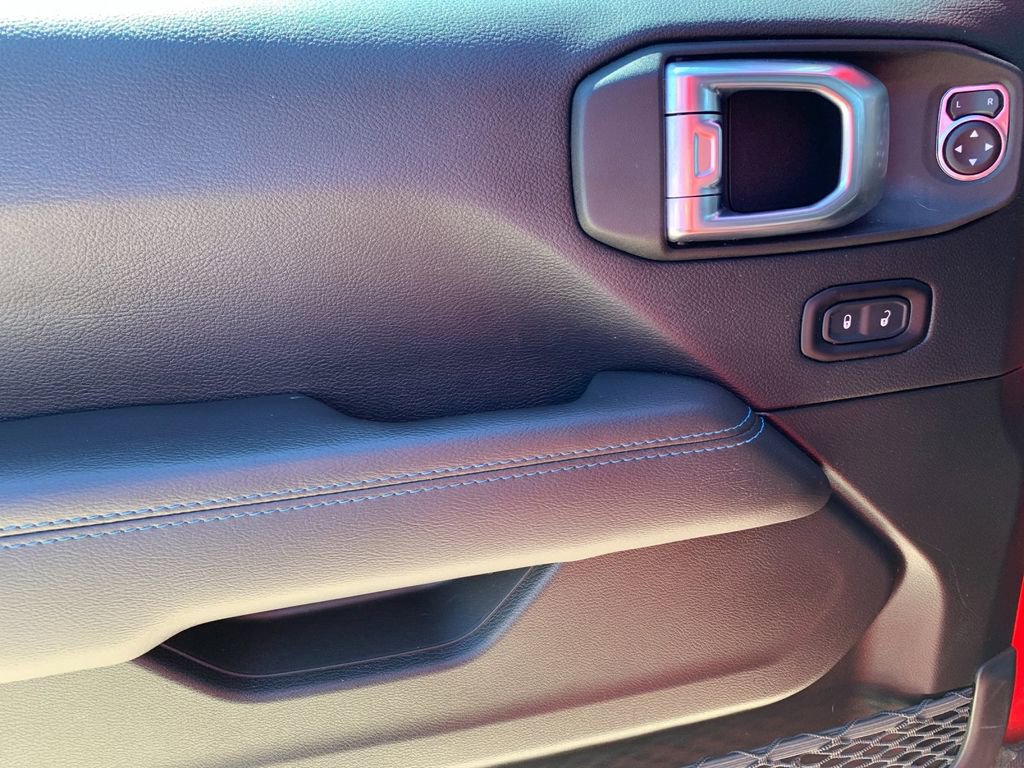 Used 2021 Jeep Wrangler Unlimited Rubicon 4xe image 12