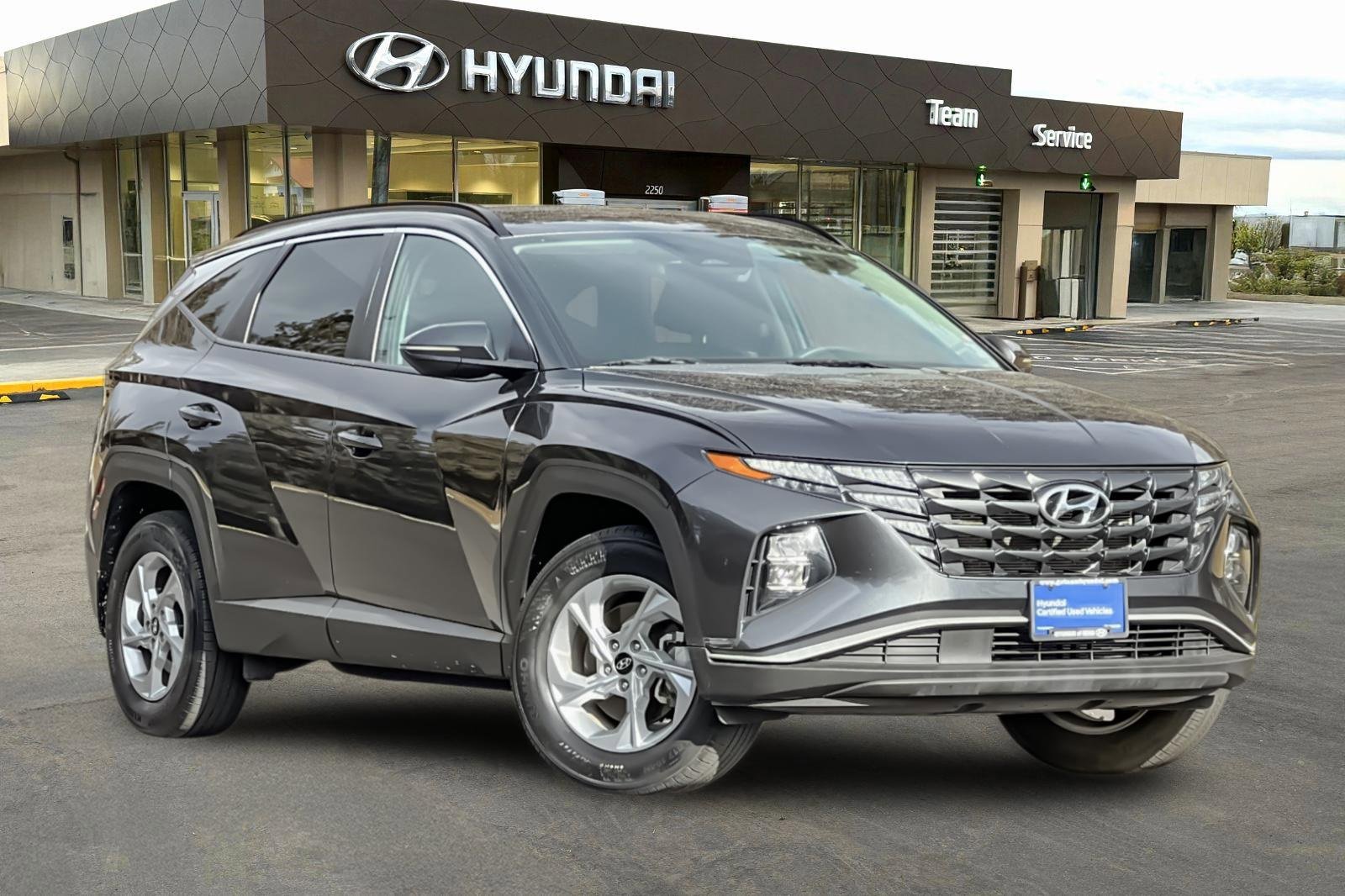 Certified 2022 Hyundai Tucson SEL image 2