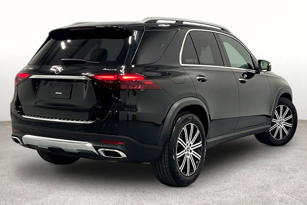 Used 2025 Mercedes-Benz GLE 350 4MATIC image 2