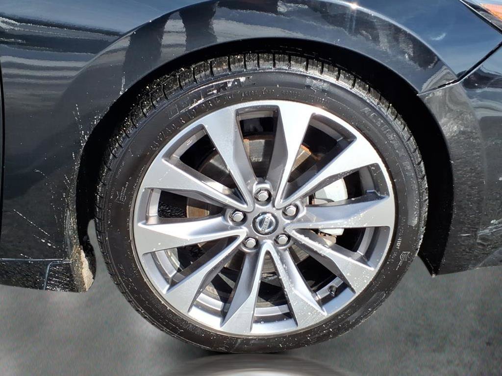 Used 2021 Nissan Maxima Platinum w/ Sport Mat Group image 10