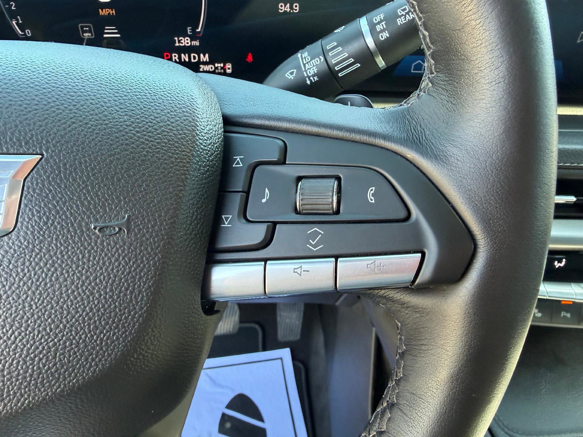 Certified 2025 Cadillac XT4 Premium Luxury w/ Cold Weather Package image 28