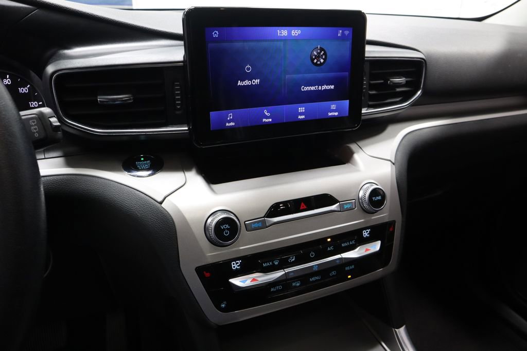 Certified 2020 Ford Explorer XLT w/ Equipment Group 202A image 32