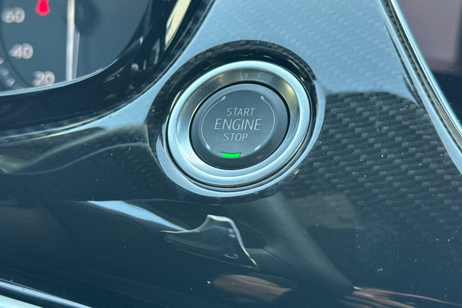 Certified 2025 Cadillac XT6 Sport w/ Technology Package image 31