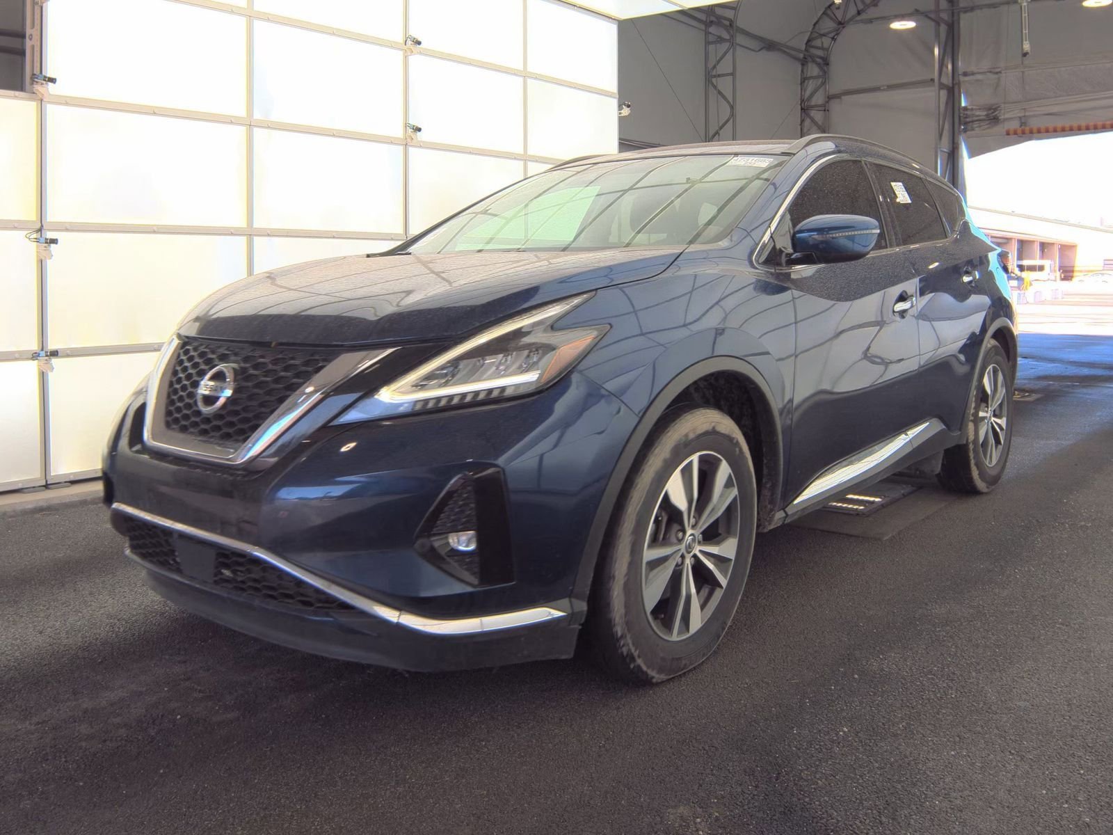 Used 2021 Nissan Murano SV image 2