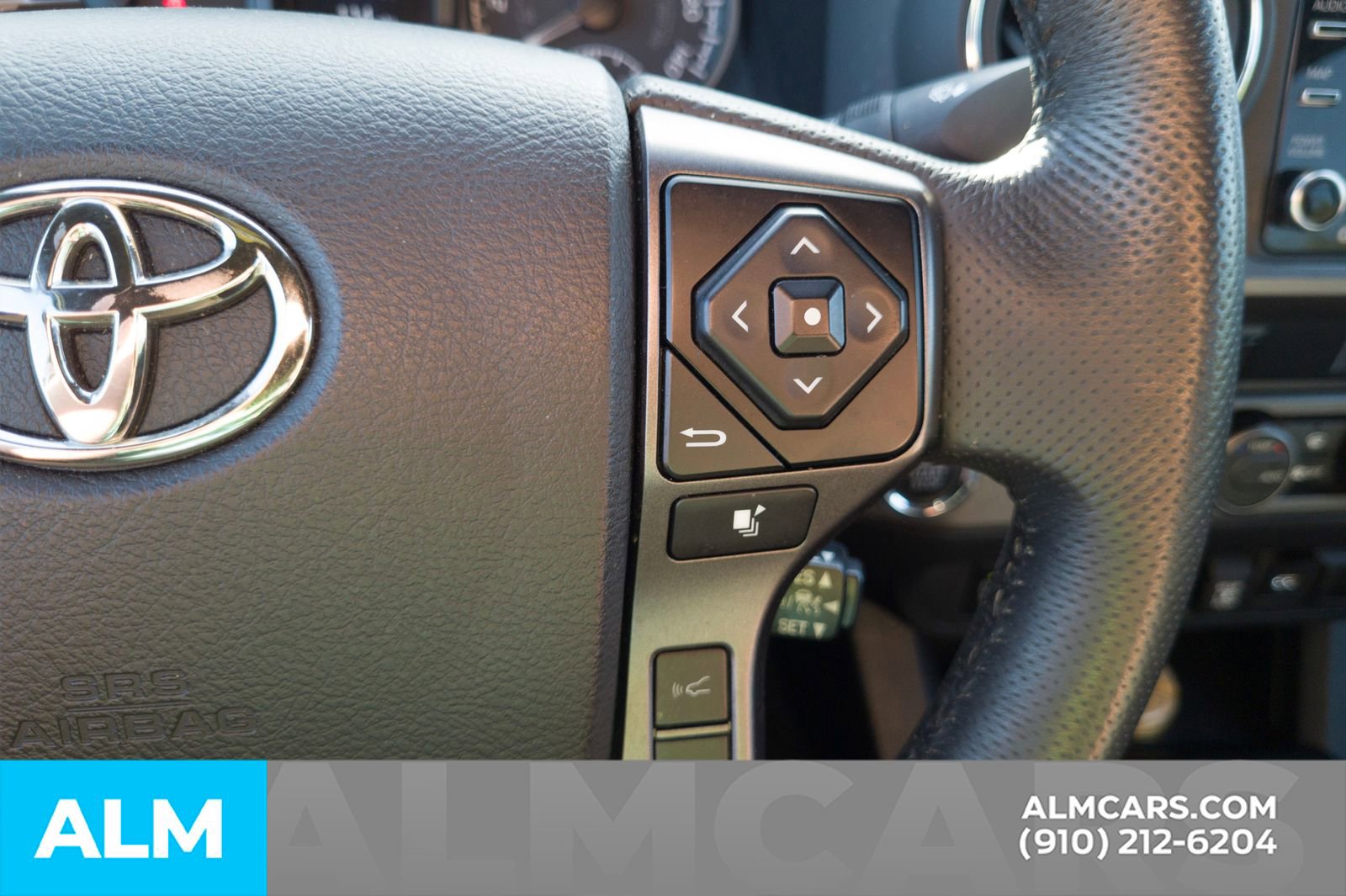 Used 2022 Toyota Tacoma TRD Off-Road w/ Technology Package image 13