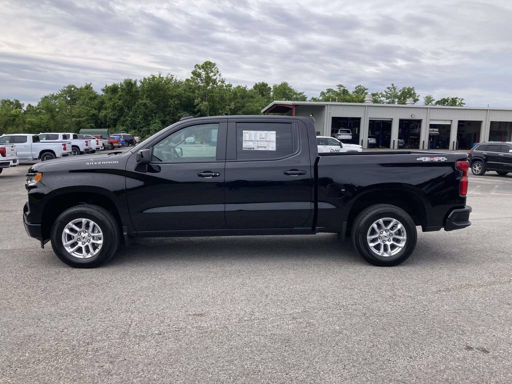 New 2026 Chevrolet Silverado 1500 RST w/ Convenience Package II AWD/4WD image 7