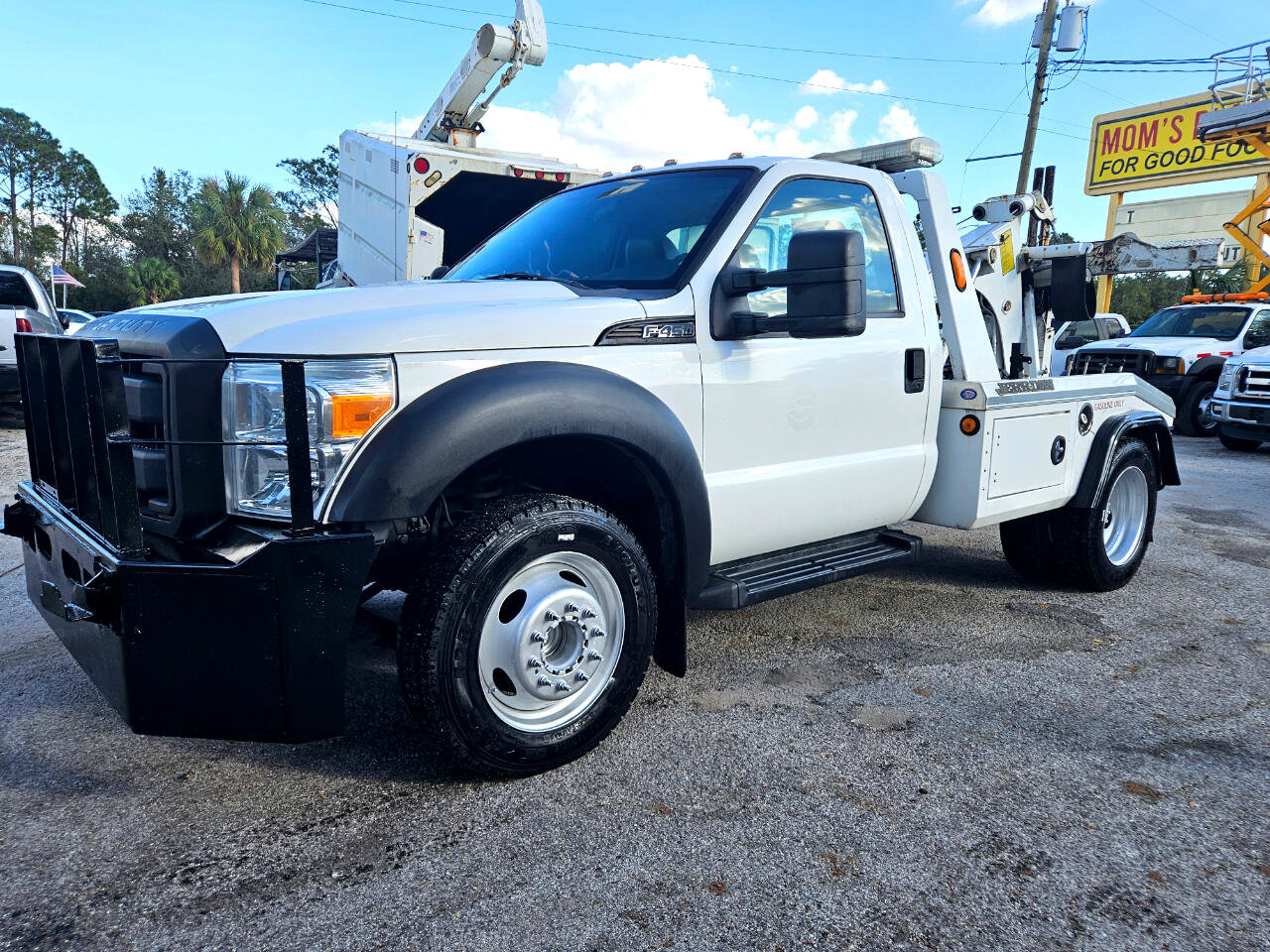 Used 2011 Ford F450 XL w/ XL Decor Group image 3