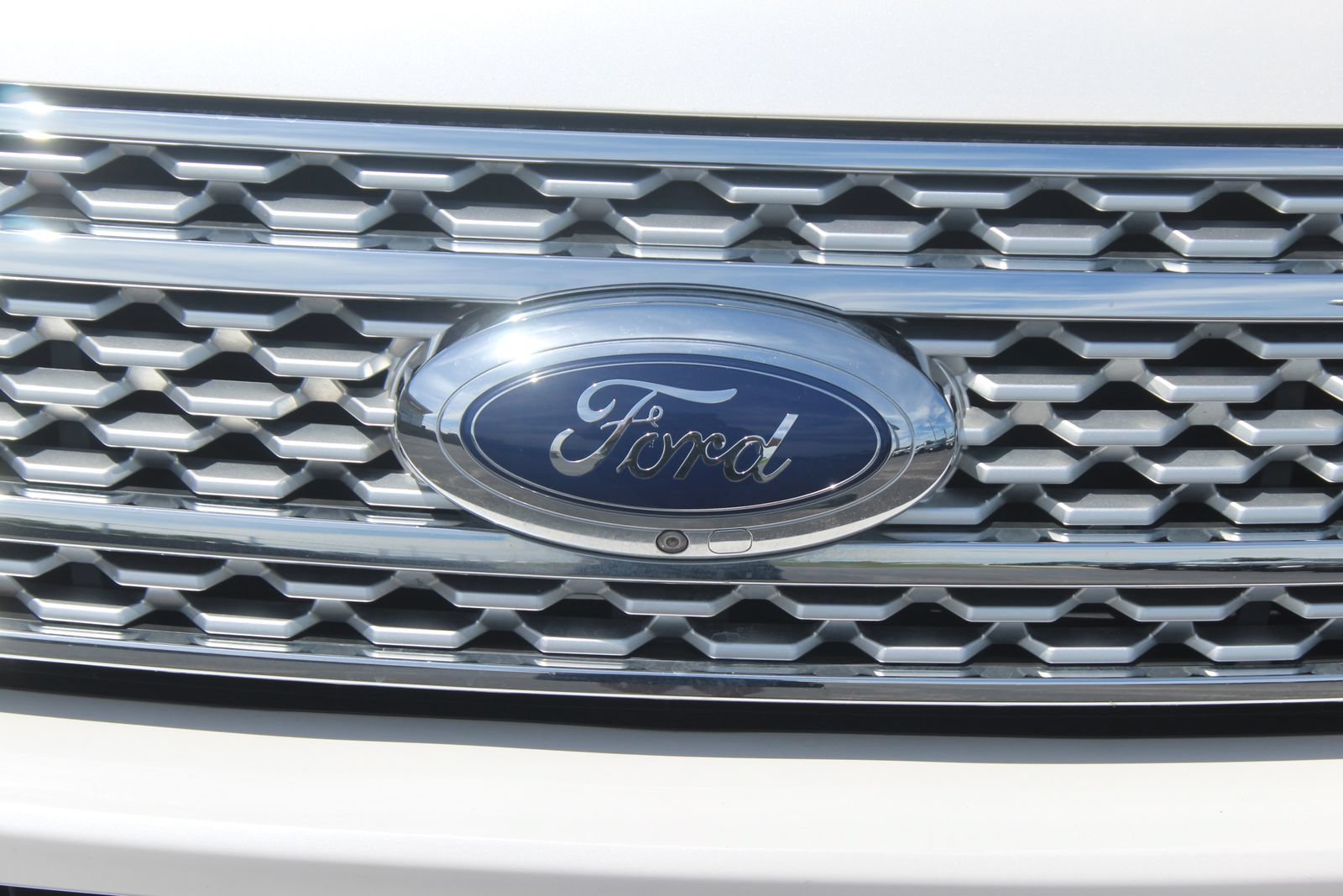 Used 2019 Ford Expedition Max Platinum AWD/4WD image 11