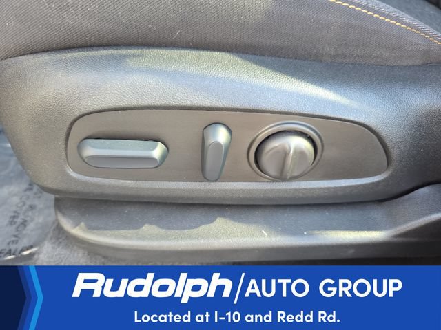 Used 2023 Chevrolet Equinox LT FWD image 10