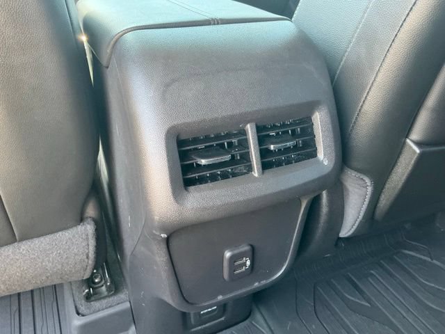 Used 2023 GMC Terrain SLT w/ Infotainment Package II FWD image 36