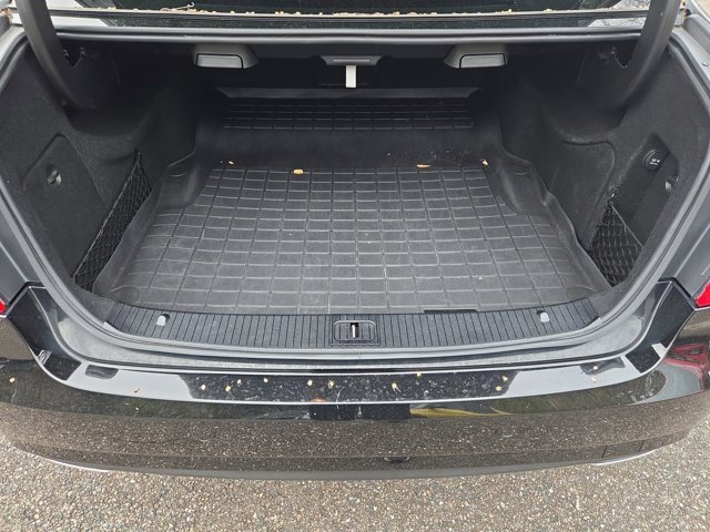 Used 2012 Mercedes-Benz E 350 4MATIC Sedan image 8