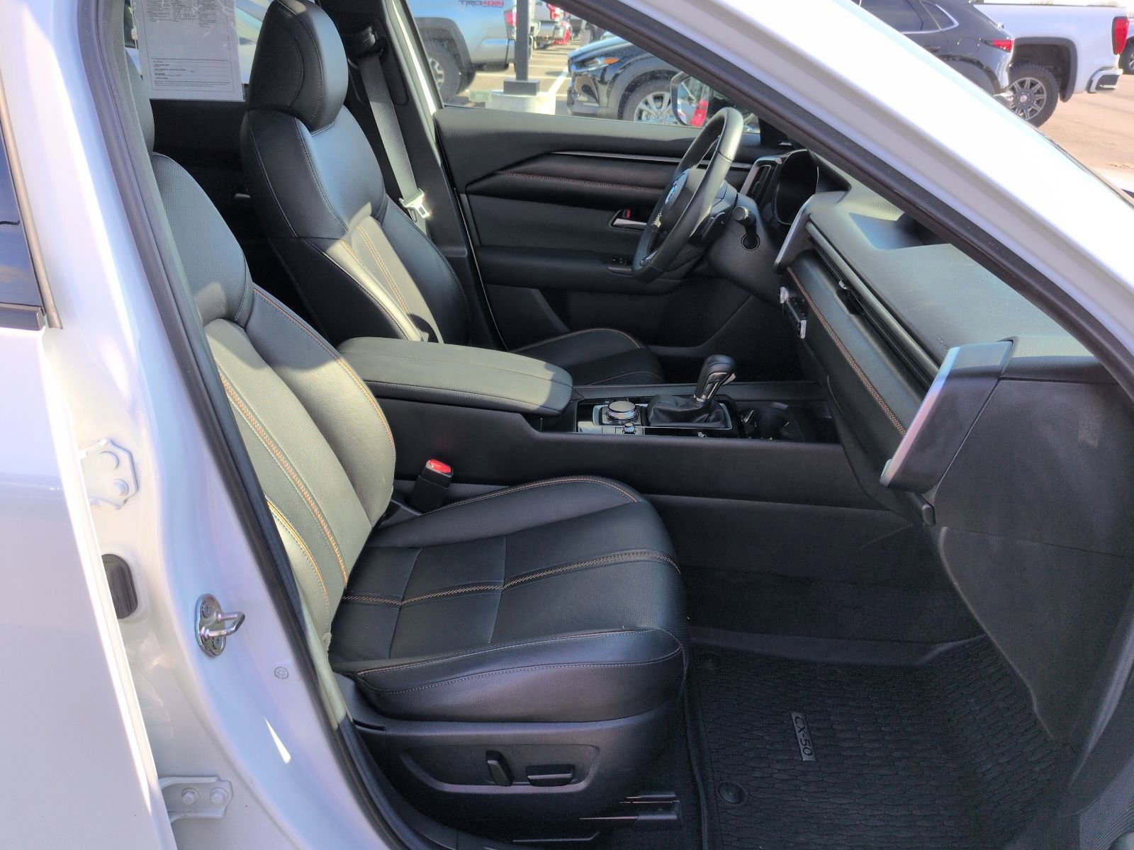 Used 2025 MAZDA CX-50 AWD 2.5 Turbo w/ Weather Package image 16